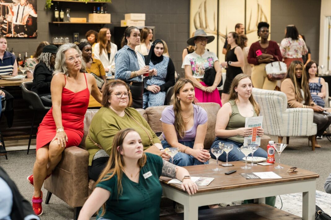 Pathos Collective Women